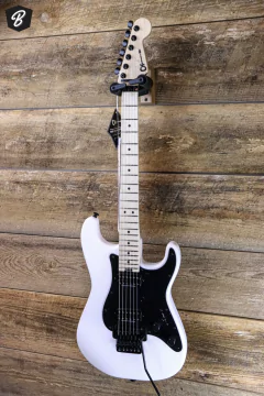 Guitarra Charvel So cal Snow White Replica Chinesa - comprar online