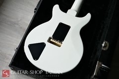 Imagem do Guitarra PRS Santana Custom 22 Antique White Signature Replica Chinesa