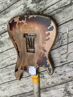 Guitarra Elétrica Stratocaster SRV Signature Steve Ray Vaughan Aged Replica Chinesa - comprar online