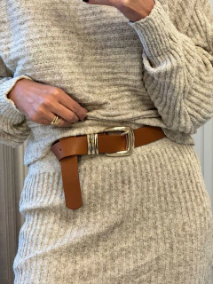 Cinto Dubai na internet