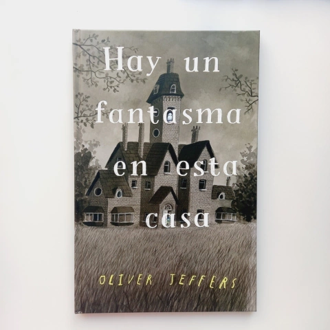 Hay un fantasma en esta casa