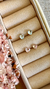 Duo de Brincos Zircônias Corações Coloridas | Dourado - comprar online
