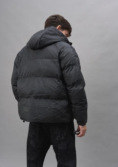Campera Harmony Negra en internet