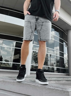 Bermuda Grey Dister