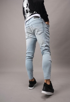 Jeans Yanis en internet