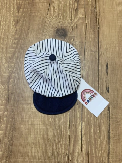 Chapeuzinho listrado azul e branco