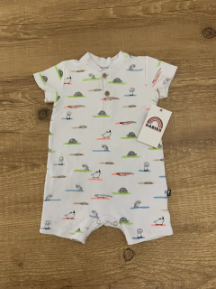 Macacão curto branco - animais e cores (Onda Marinha) - comprar online