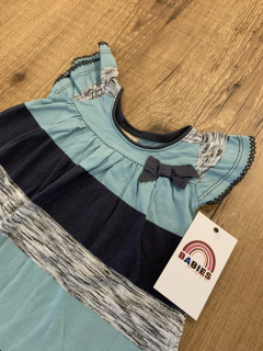 Vestido listrado azul claro e cinza lacinho (Milon) na internet