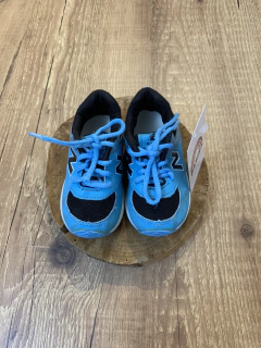 Tenis azul com preto (Inspiração New balance) - comprar online