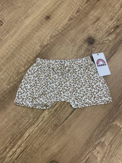 Short branco oncinha com laço aplicado (Iaze) - comprar online