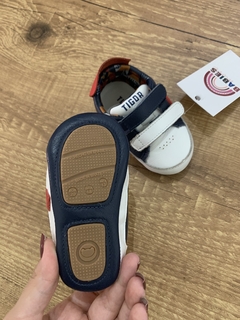 Tênis velcro duplo azul marinho com branco e vermelho (Tigor) - Babies Move Brecho