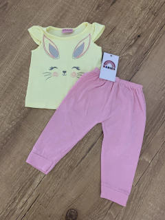 Conjunto blusa amarela com rosa coelhinha + calça rosa básica (Duduka) - comprar online