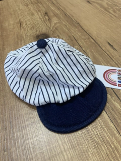 Chapeuzinho listrado azul e branco na internet