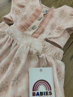 Vestido canelado rosa floral - detalhes de tule (Kiki) - loja online