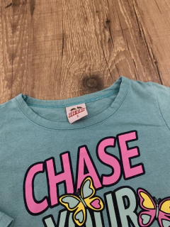 Blusa manga longa verde "Chase your dreams" - borboletas (Guu Kids) - Babies Move Brecho