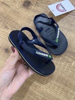 Sandalia de dedo emborrachada azul marinho (Havaianas) na internet