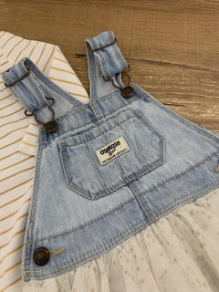 Imagem do Conjunto salopete jeans azul com tule + body gola inglesa listrado (OshKosh)