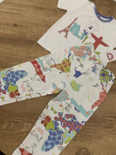Conjunto pijama 'países' + cachorrinho (Sonhart) na internet