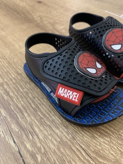 Papete preta com vermelho - Homem Aranha (Ipanema) na internet