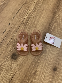 Sandália emborrachada rosa com flor (Mini Melissa) na internet