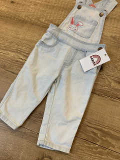 Jardineira jeans com bolsinho - coelhinho bordado (PUC) - loja online