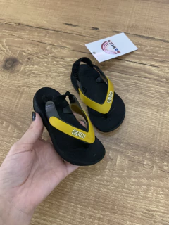 Chinelo de dedo - preto com amarelo (Klin) - loja online