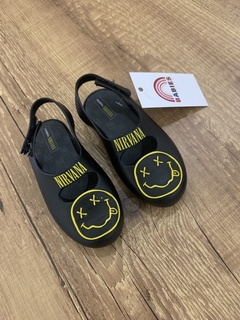 Sapatinho emborrachado preto com amarelo - Nirvana (Mini Melissa) - comprar online
