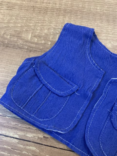 Casaquinho azul marinho com bolsinhos na internet