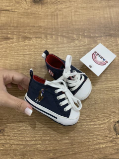 Tênis azul marinho com branco - cavalinho bordado (Polo) na internet