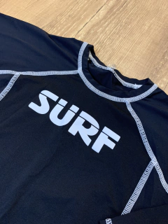 Blusa manga longa preta UV ´Surf´ na internet