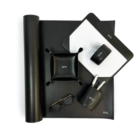 Kit Escritório em Material Vegano (5 pças) (P. Lápis, Clips, Bandejinha, R. Rabisque e Table Pad) - comprar online