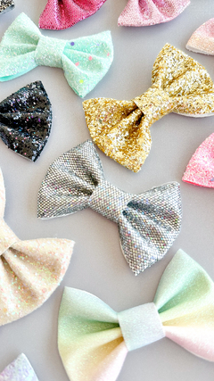 Laço Glitter Holográfico - Prata na internet
