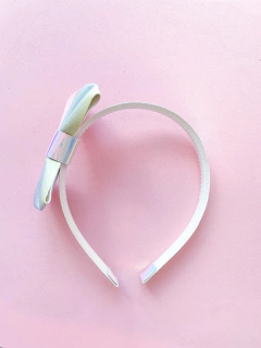 Tiara Glitter Marshmallow (Posh) na internet