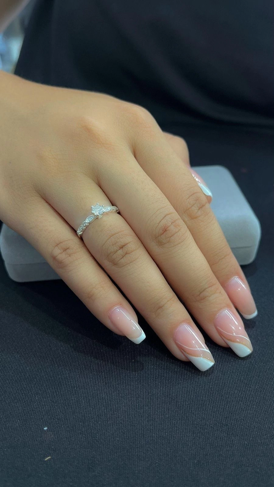 Anel solitário brilhantes prata 925