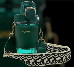 BOTELLA CON CORREA MILAN VERDE