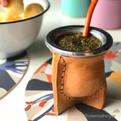 Mate De Vidrio y Cuero 3 Patas - Vienna Hogar
