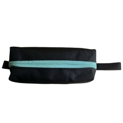 Cartuchera Negra Cierre Aqua - comprar online