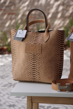 PAULA CUERO GRABADO NUDE en internet