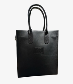 AMELIA CUERO GRANEADO NEGRO CON NEGRO - KUTZ HANDBAGS