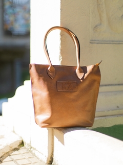 PAULA CUERO SUELA C/CIERRE en internet