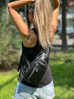 FRIDA CUERO CHAROL NEGRO - comprar online