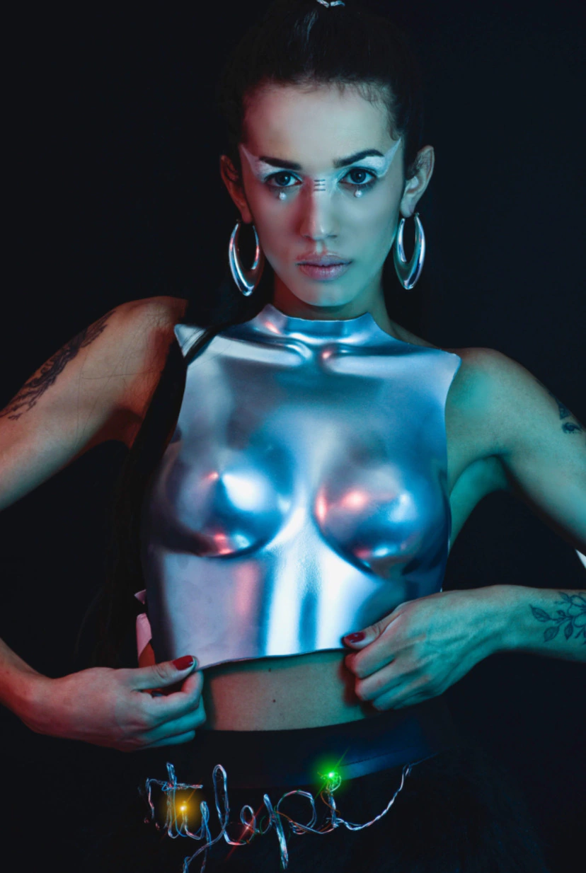 BUSTO FEMME 1.0