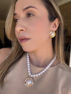 Conjunto pérolas com orgânico na internet