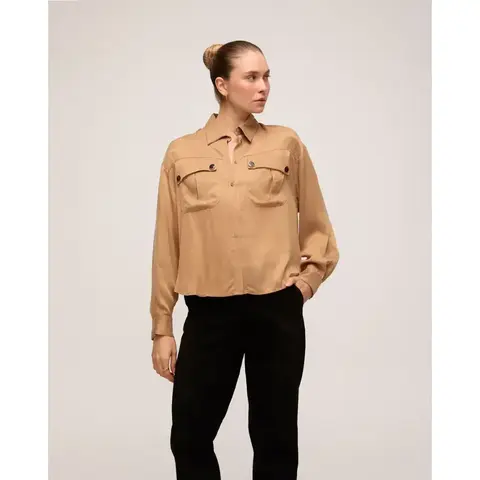 CAMISA CUPRO WASHED BEGE AMENDOA