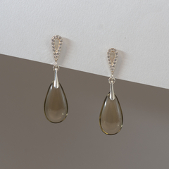 Aros base plata, gota Checa Humo, Topacio y Ámbar - BLAUHAUS JOYAS