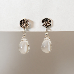 Aros gota mediana con base de plata - comprar online