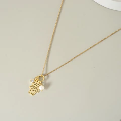 Collar cadena con dije de mano de fátima - comprar online