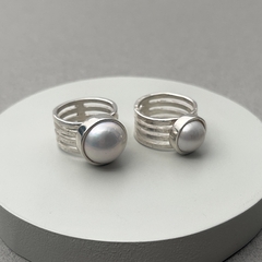 Anillo rulos de plata con perla