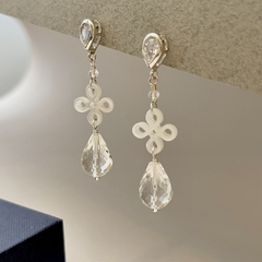 Aros flor de madreperla y cristal de roca