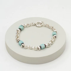 Pulsera con cadena de plata rolo 6mm, amazonita y granate - hecho a mano